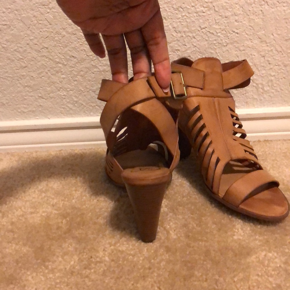 Shoes - Picture 3 of 3